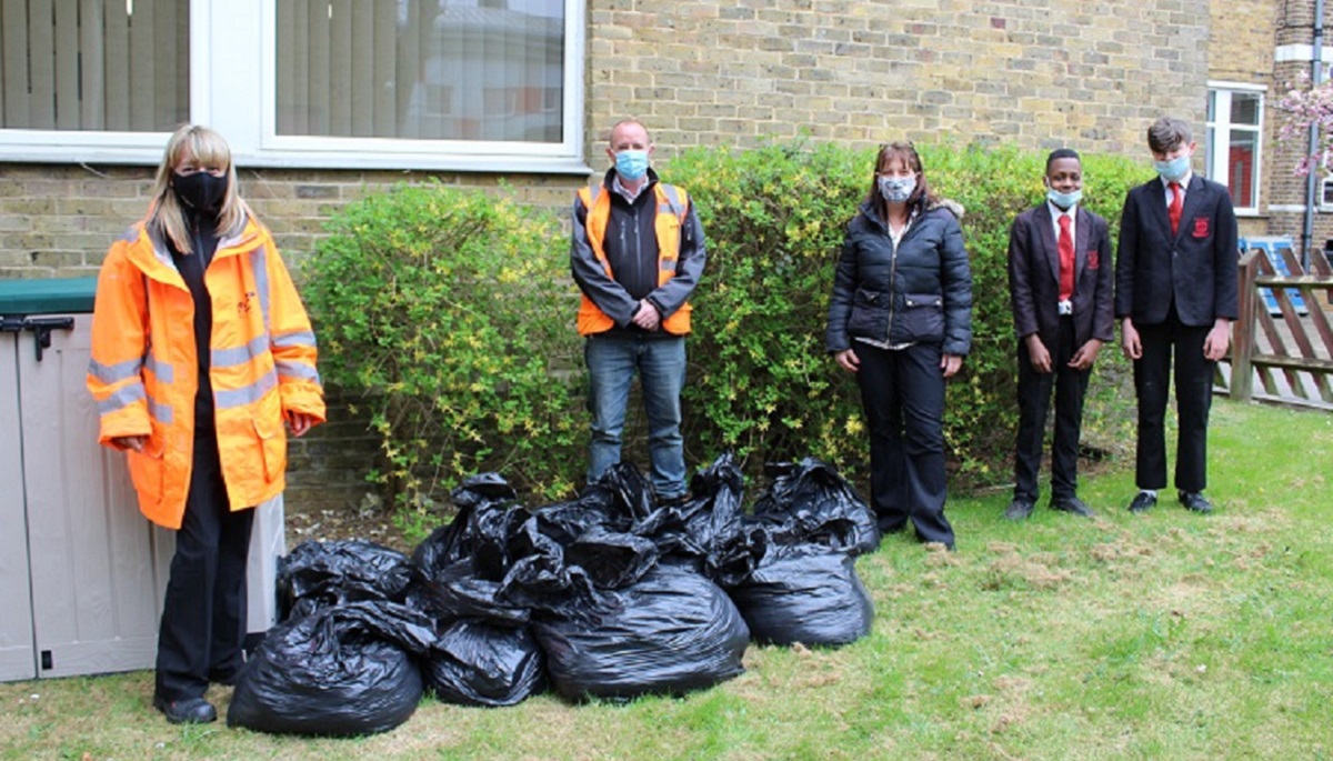 Highcrest Academy receiving compost